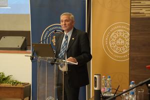 Tudomanyos konferencia_4